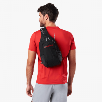 Nathan Limitless 8L Sling Black/Ribbon Red